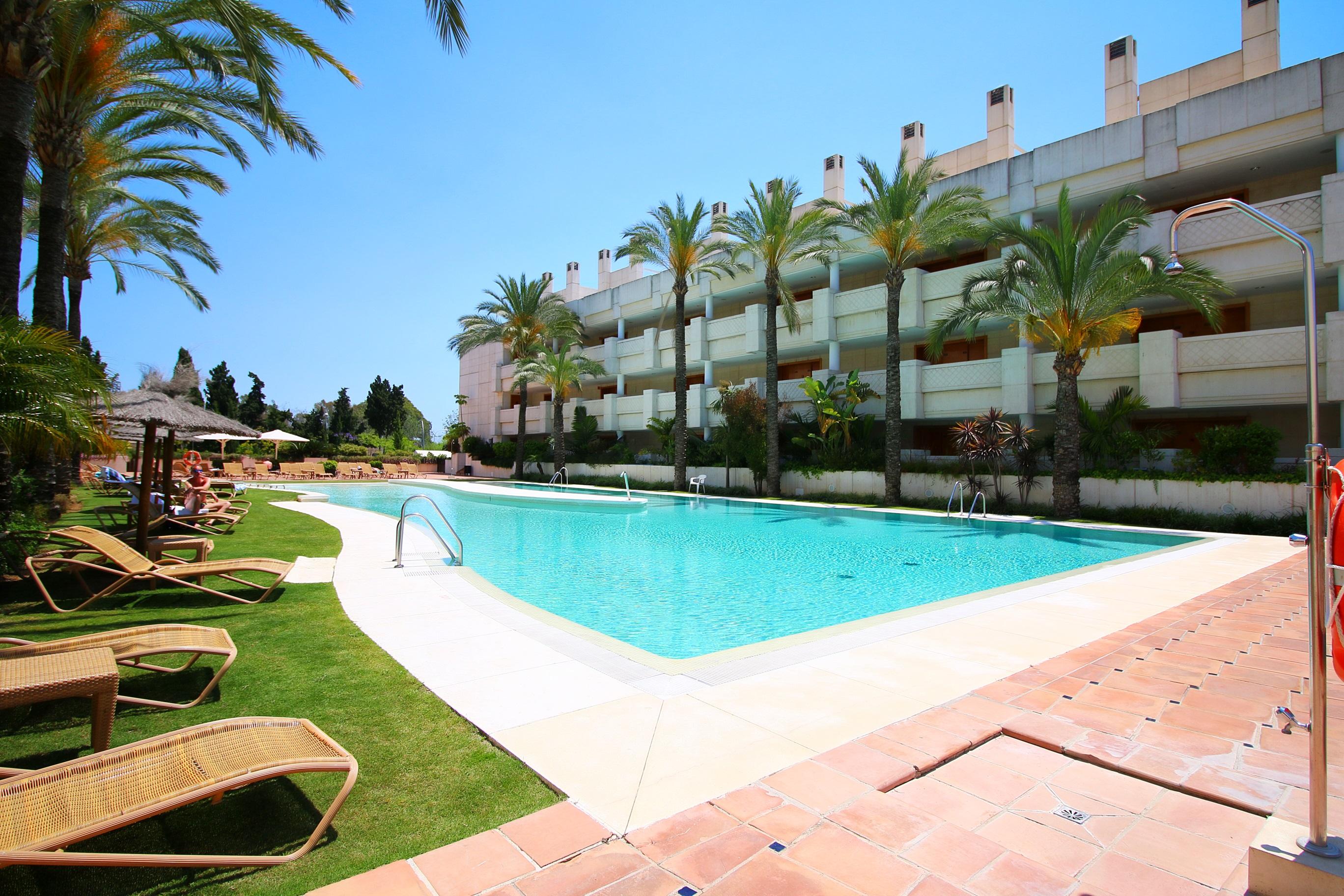 Alanda Marbella Hotel Exterior photo